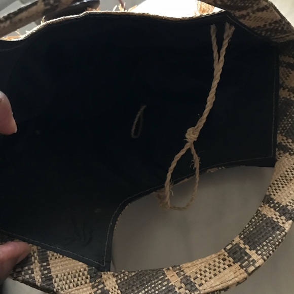 African woven Bag.A statement bag!Closet must have - Picture 7 of 8